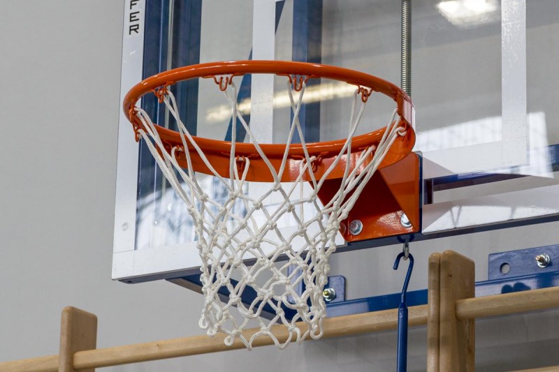 Système de panier de basketball mural –